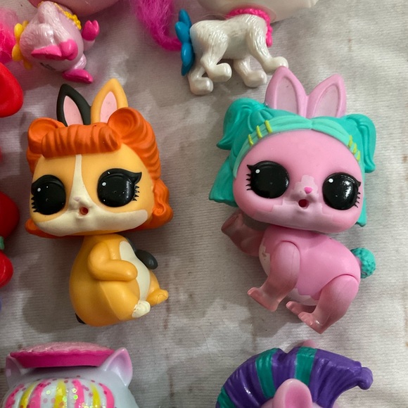 DISNEY PRINCESS PALACE PETS DISNEY WHISKER HAVEN L.O.L.SURPRISE FIGURES - Picture 6 of 11